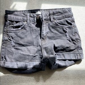 Black denim shorts - bottom fold